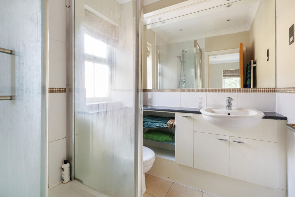 1297422-4-6846a15...