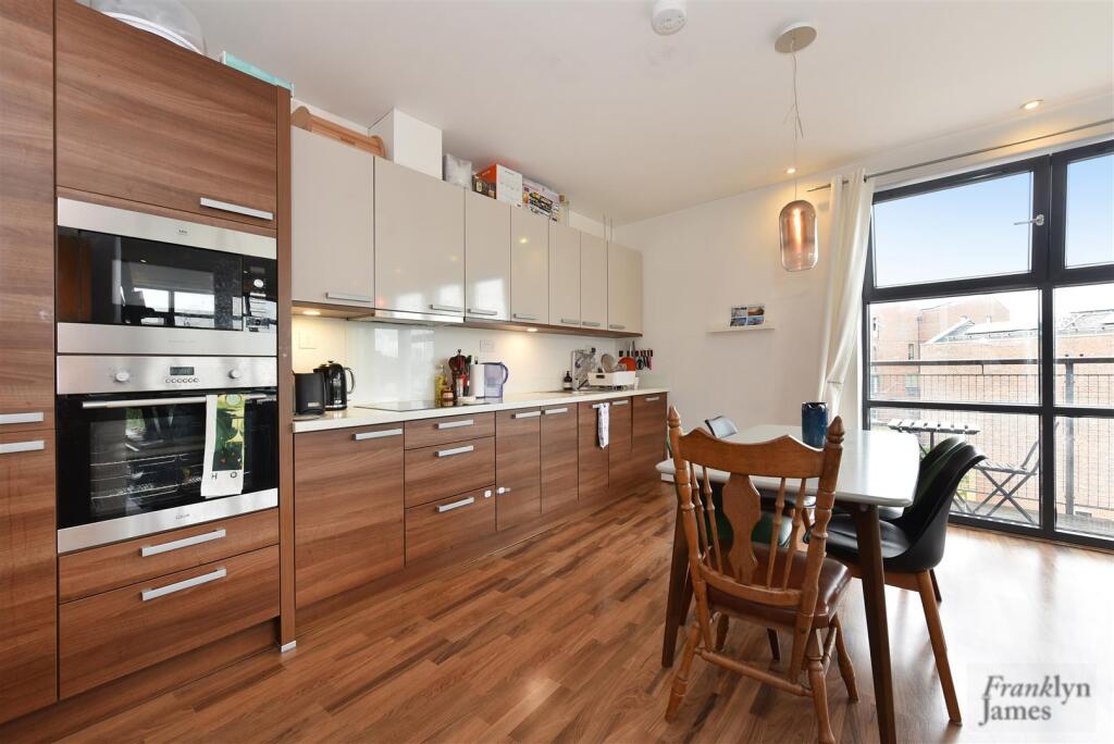 Carmine Wharf (5).JPG