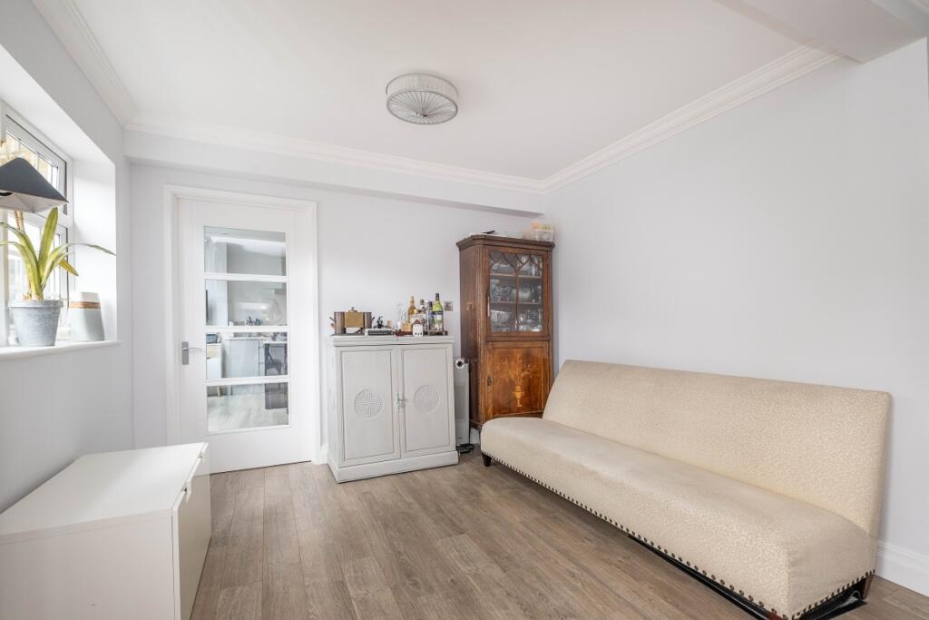 3-cotswold-close-...