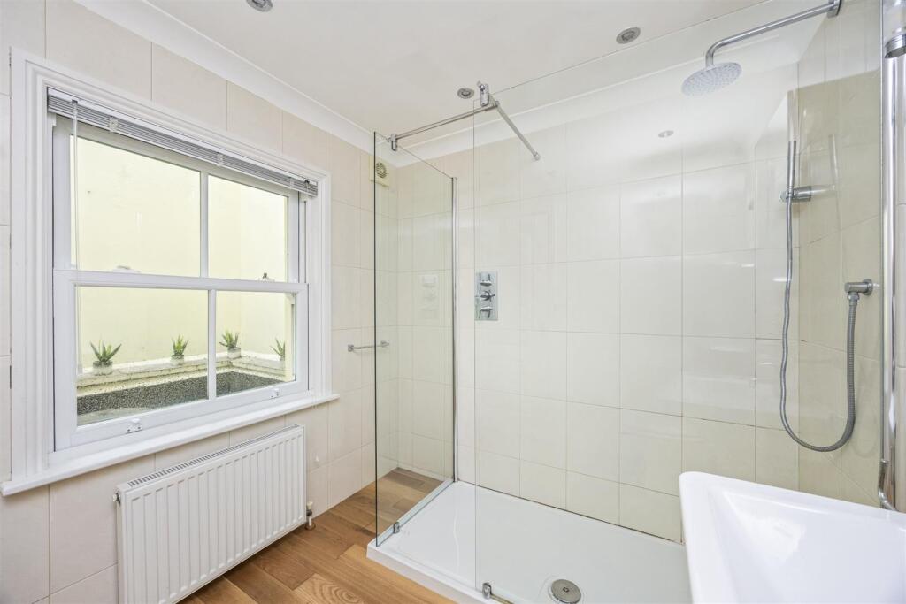 Shower Room/WC