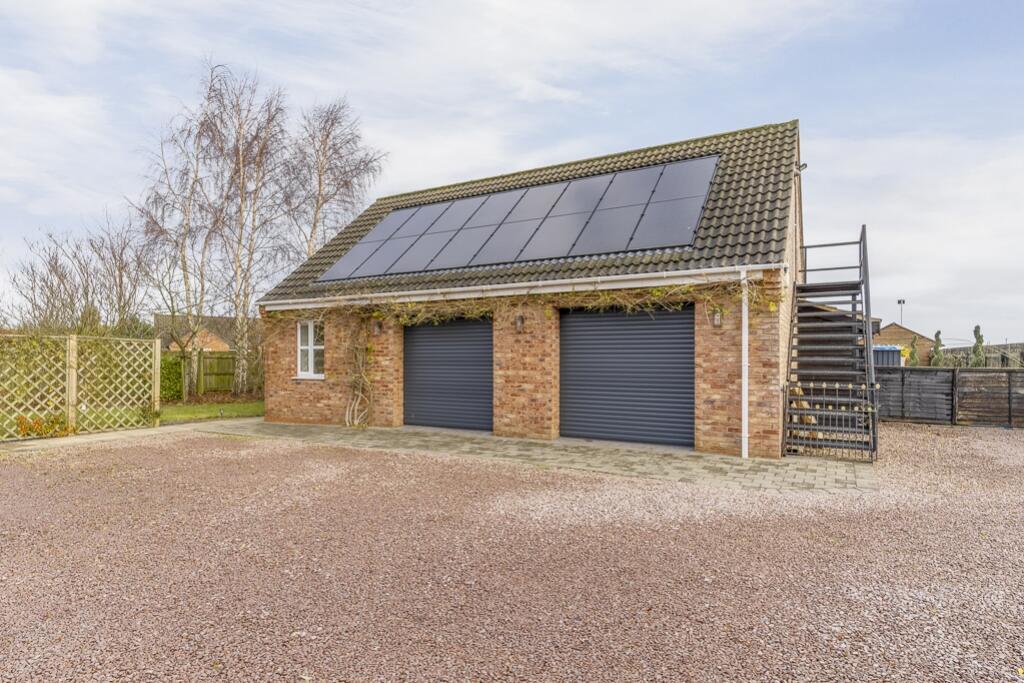 1 Paddock Lane (Holbeach)-11