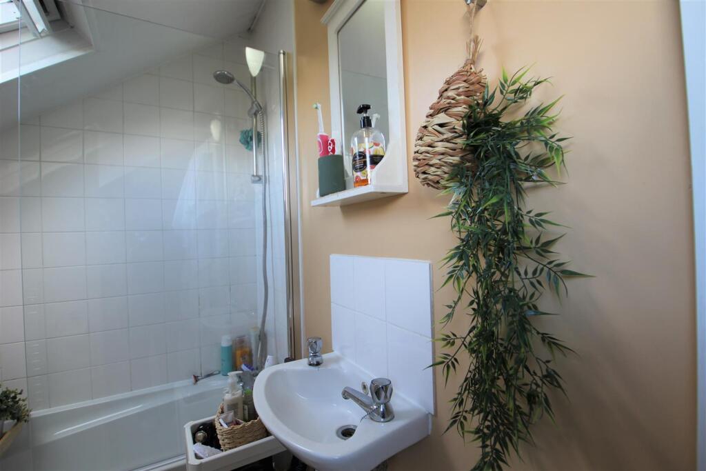 En Suite.jpg