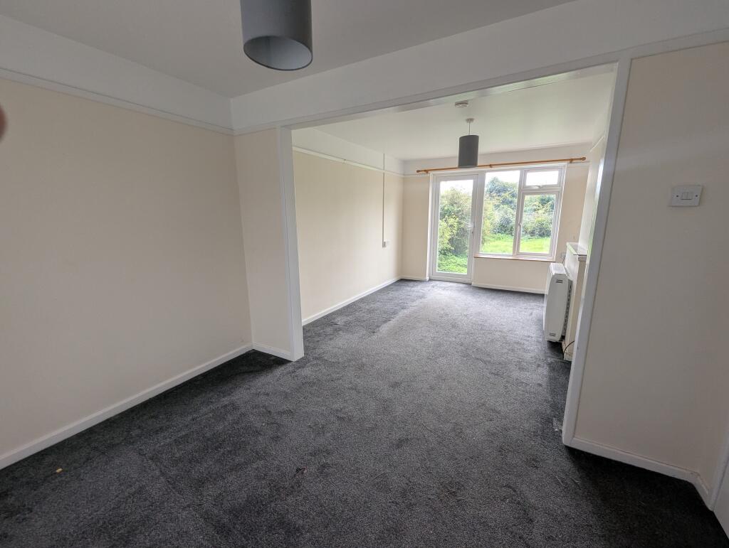 1000032911 T202509261626.jpg