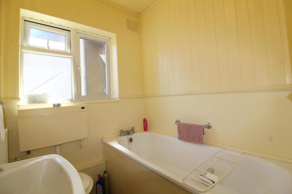Bathroom edit.jpg
