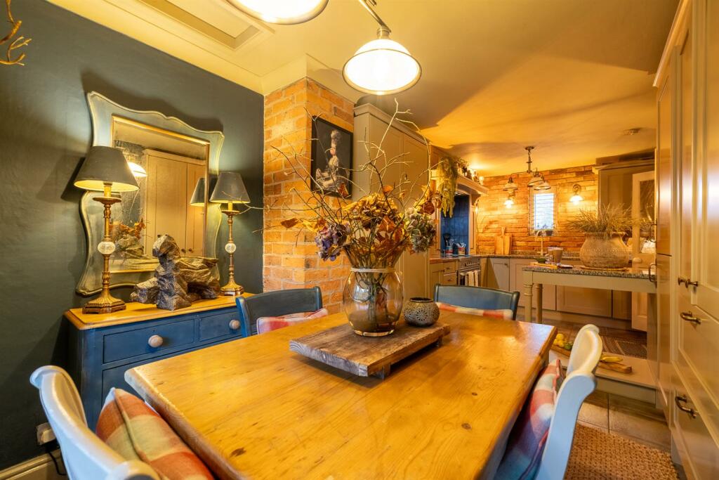 The Coach House-26.jpg