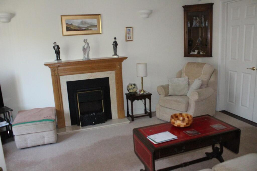 SITTING ROOM