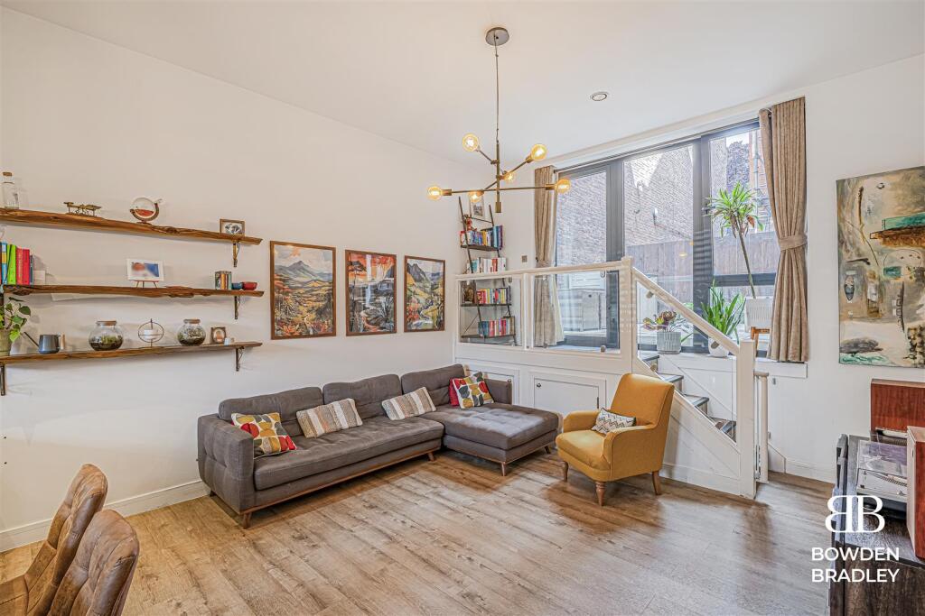 Living Room/Kitchen