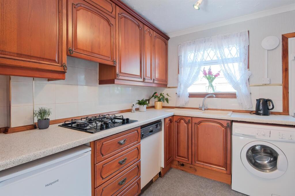 016-23 West Thornlie Street, Wishaw ML2 7AR.jpg