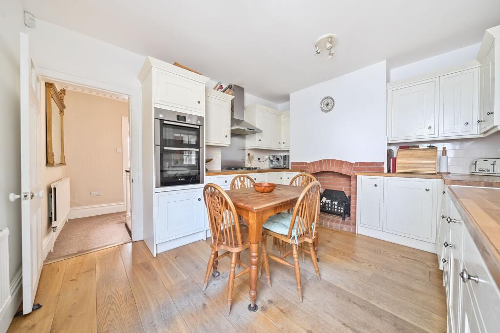 Kitchen (1)
