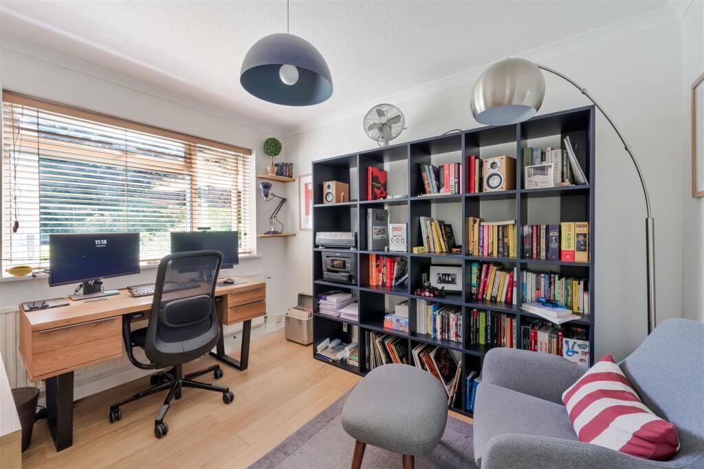 COURT HILL,(25 FROM 40)-29.jpg