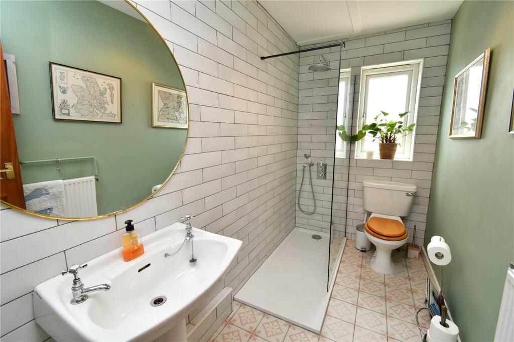 Downstairs Shower Rm