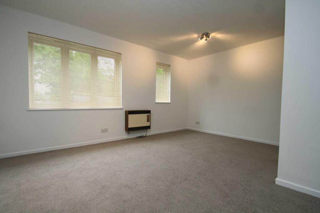 Studio Room