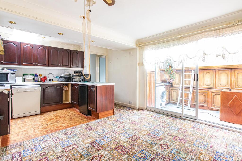 Kitchen / Diner