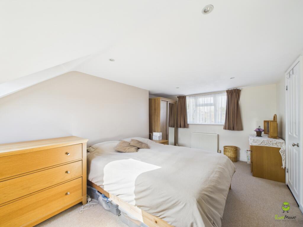 Presented by Kevin at EweMove Bexleyheath and Dart