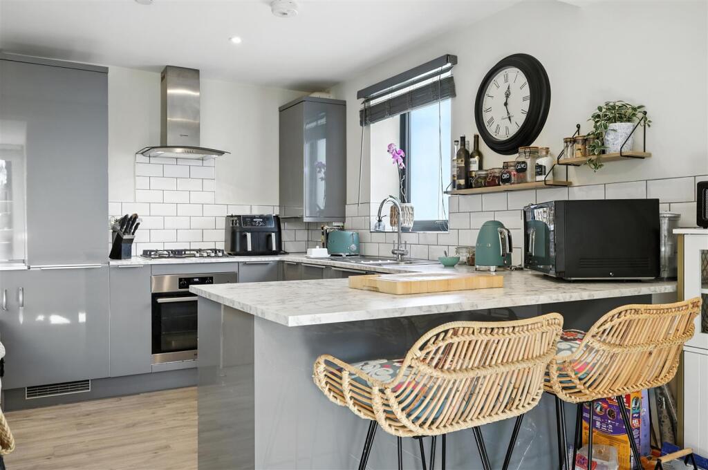 Reception/Kitchen/Diner