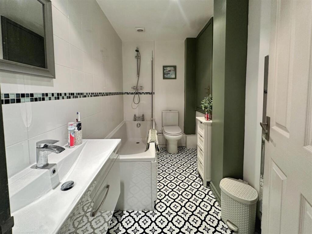 1dcbed32--4784-A15E-32D872E9AF67-29143-000008DD9FF