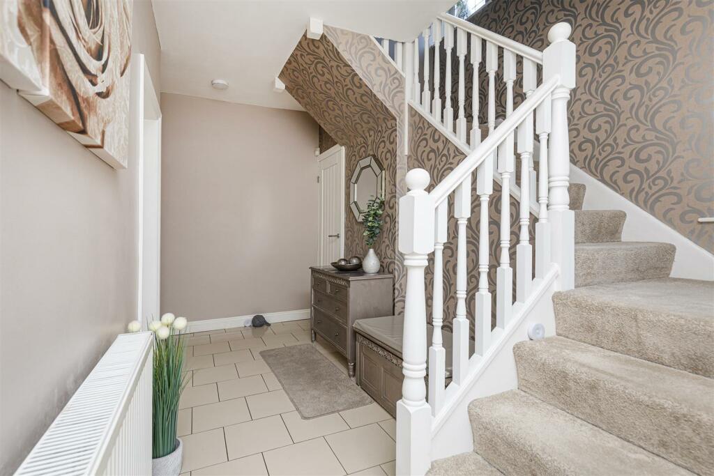 Bramleys Estate Agents - Butternab Road (37).jpg