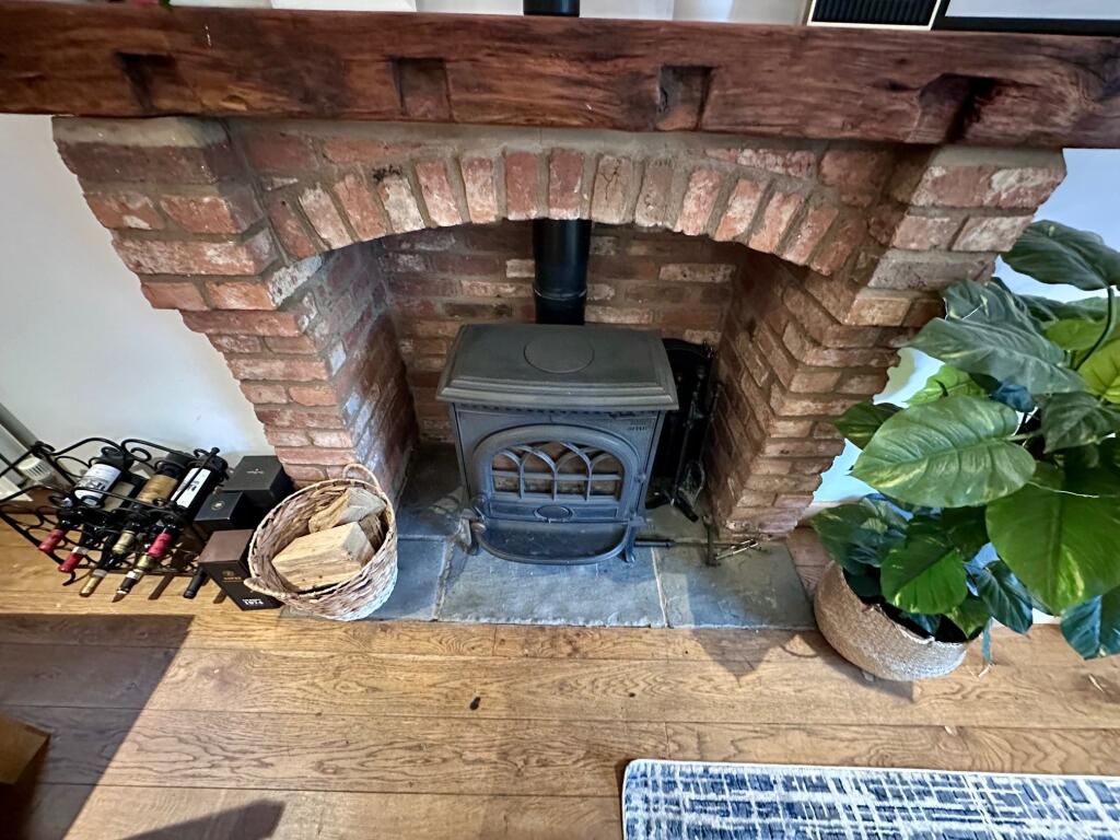 lounge/diner fireplace