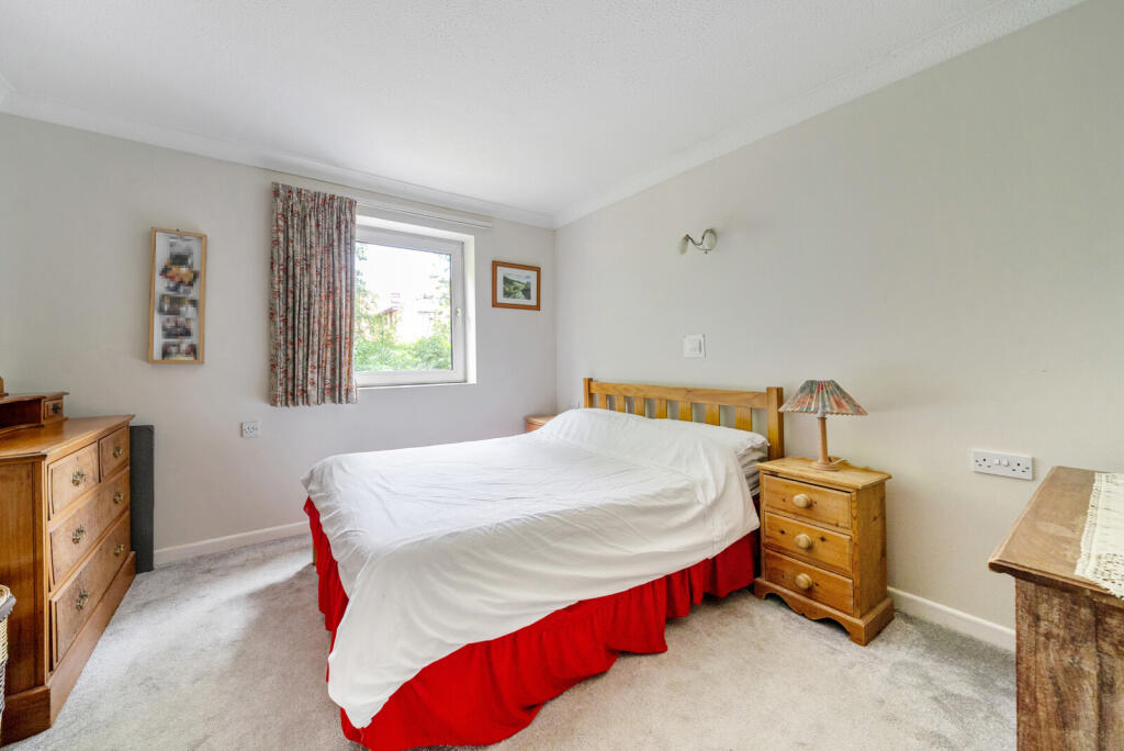 1329049-9-687f619...