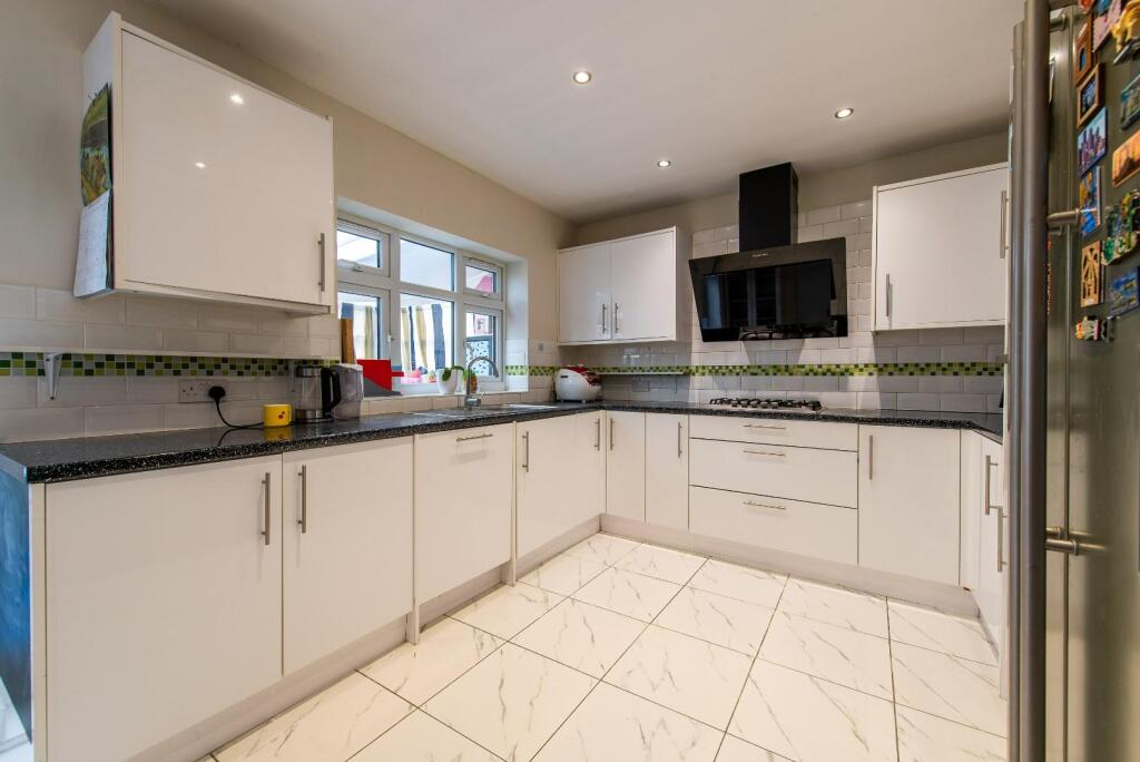 Kitchen / Diner
