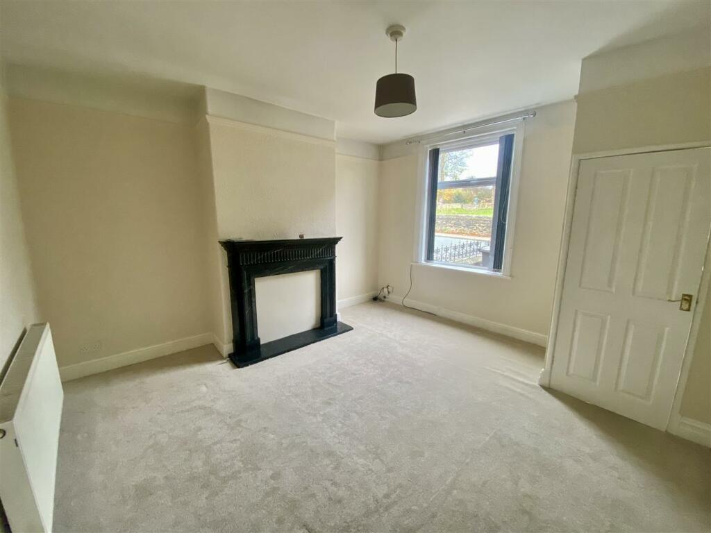 Bramleys Estate Agents - Greenside Road - Mirfield