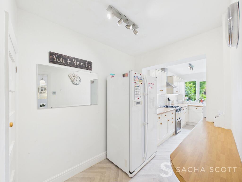 Kitchen / Breakfast Room