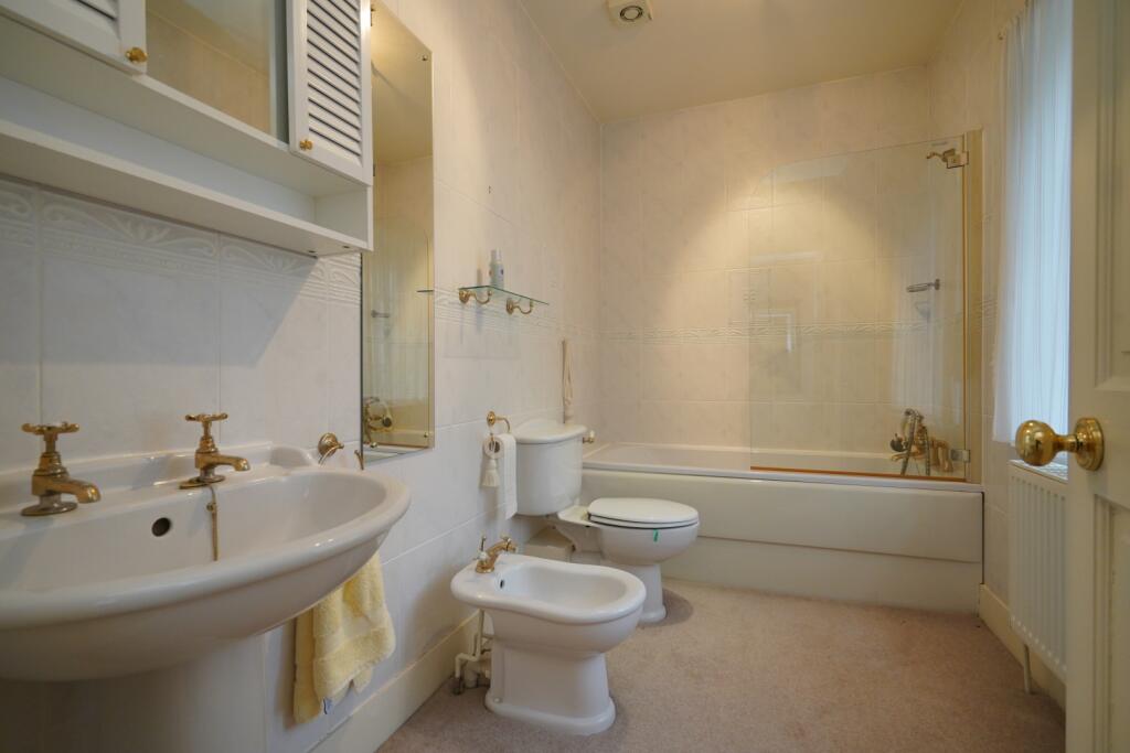 IMAGE 10