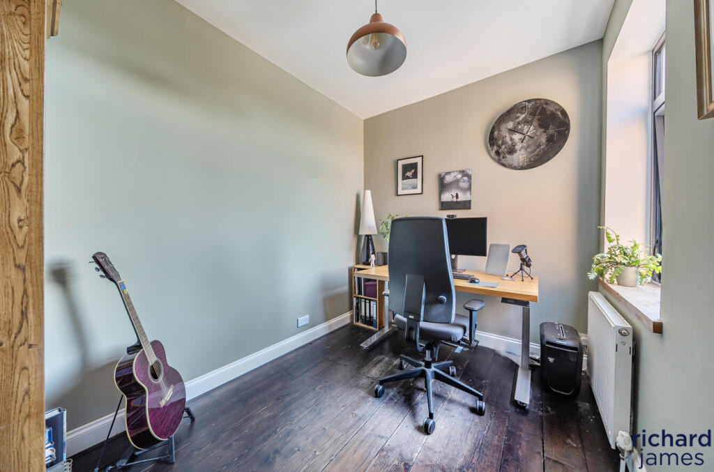 b006bbc214f34e8e8fda23fb26feb773