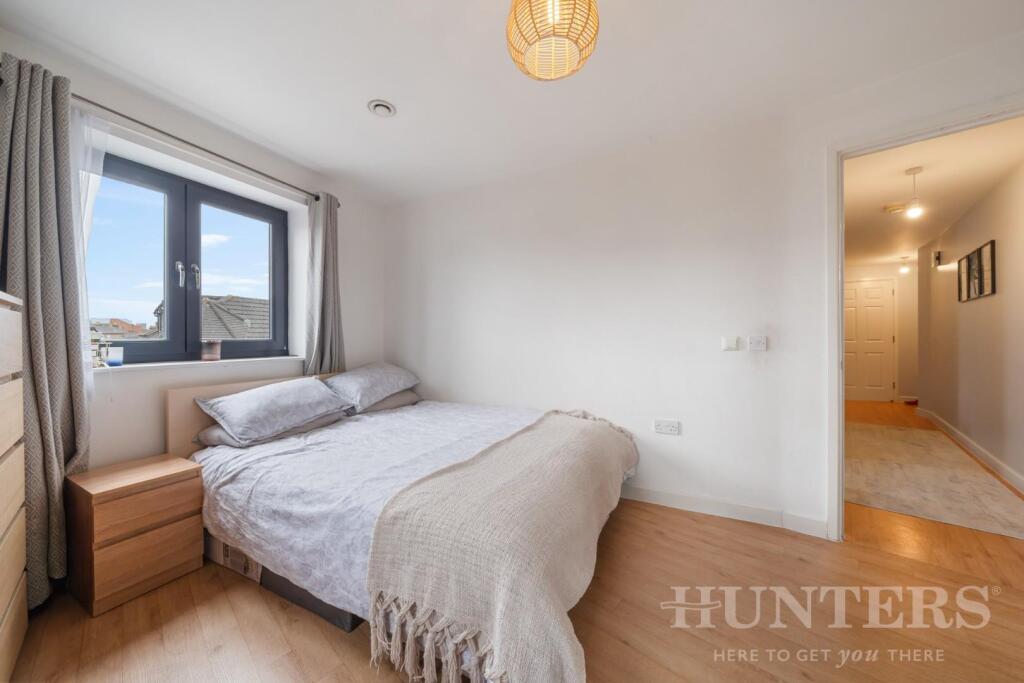 Flat 26, Joshua Court N15 4FR-10.jpg