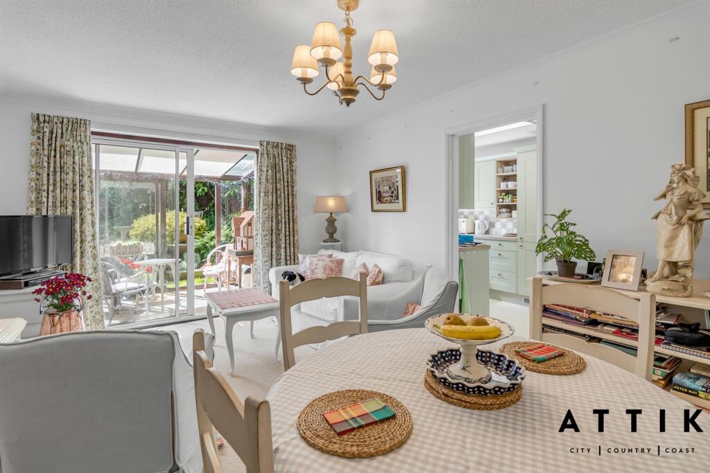 32 The Limes, London Road Halesworth IP19 8LT (9).