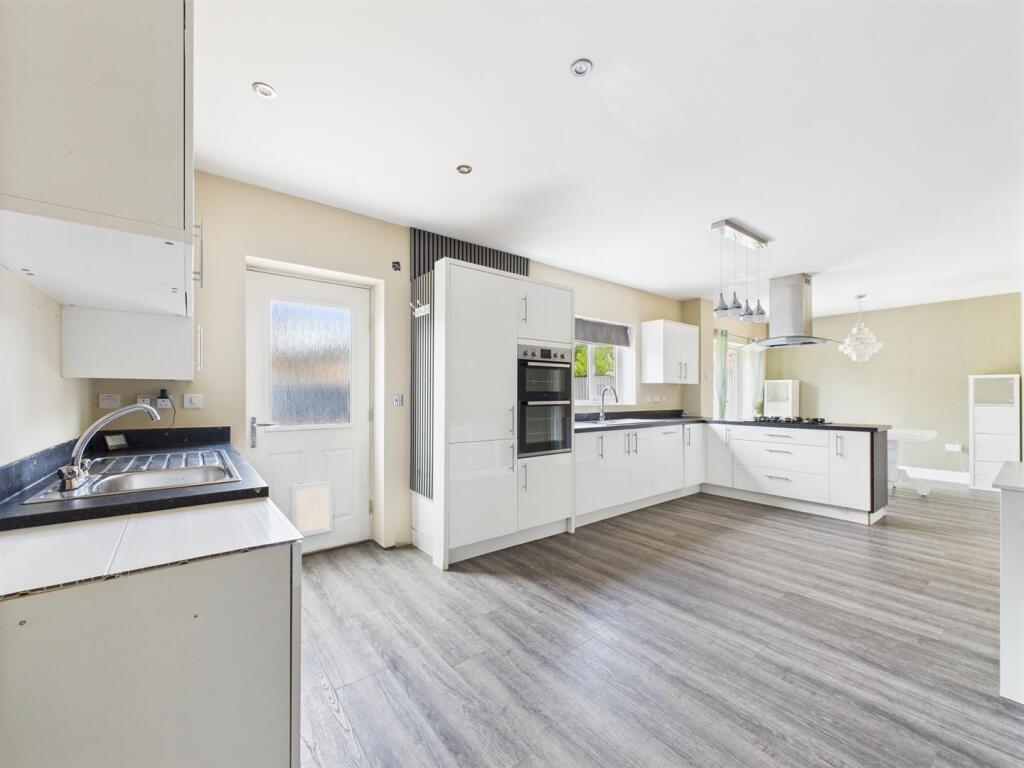 Open Plan Dining Kitchen