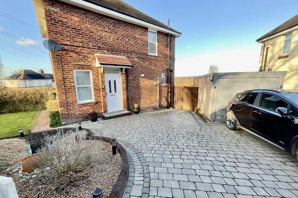 Driveway &amp; Garage 