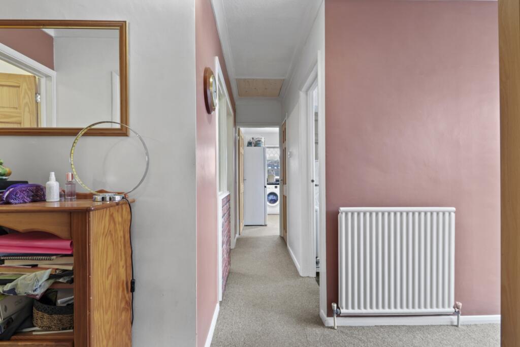 1cromerroad_finedon_rogers_14