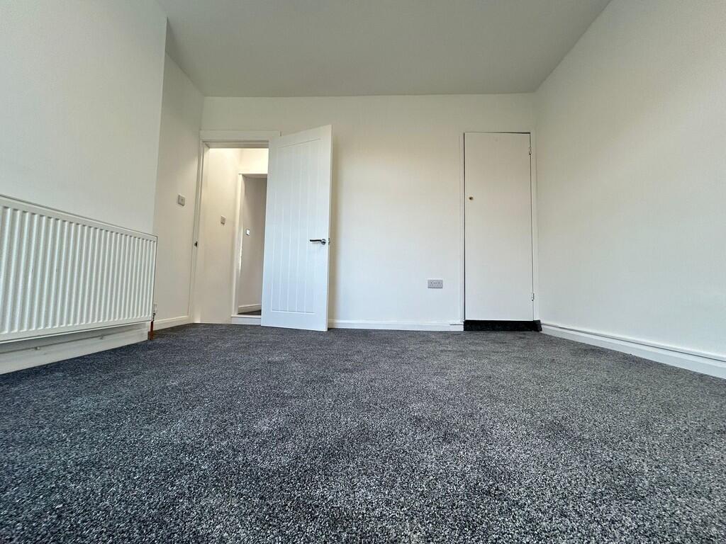 IMG-20250908-WA00...