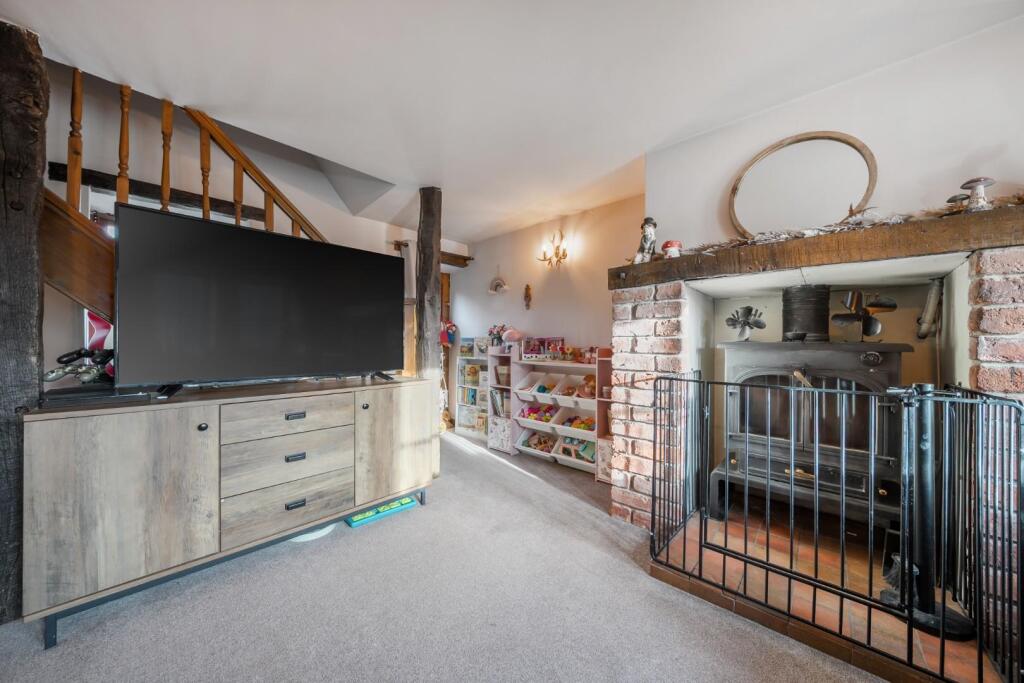 Living Room fireplace.jpg