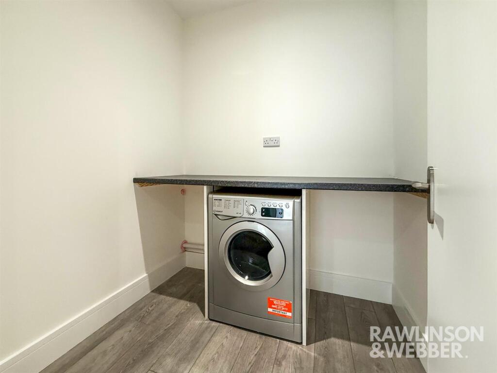 WhatsApp Image 2025-06-23 at 15.54.16.jpg