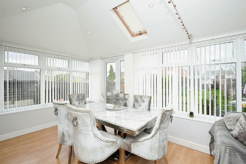 Sun Room/Dining/Family Area