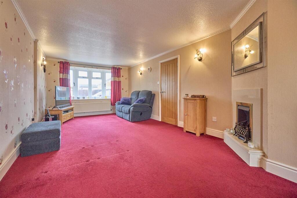 Extended Through Lounge/Dining Room