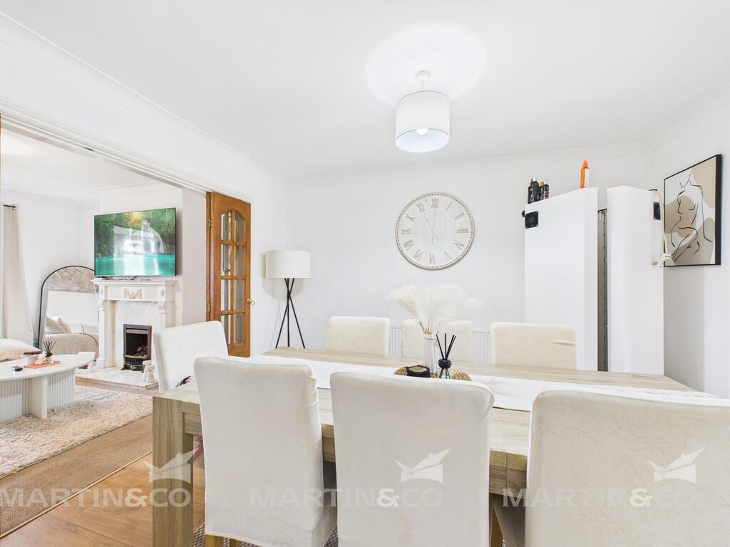 CAM02406G0-PR0521...