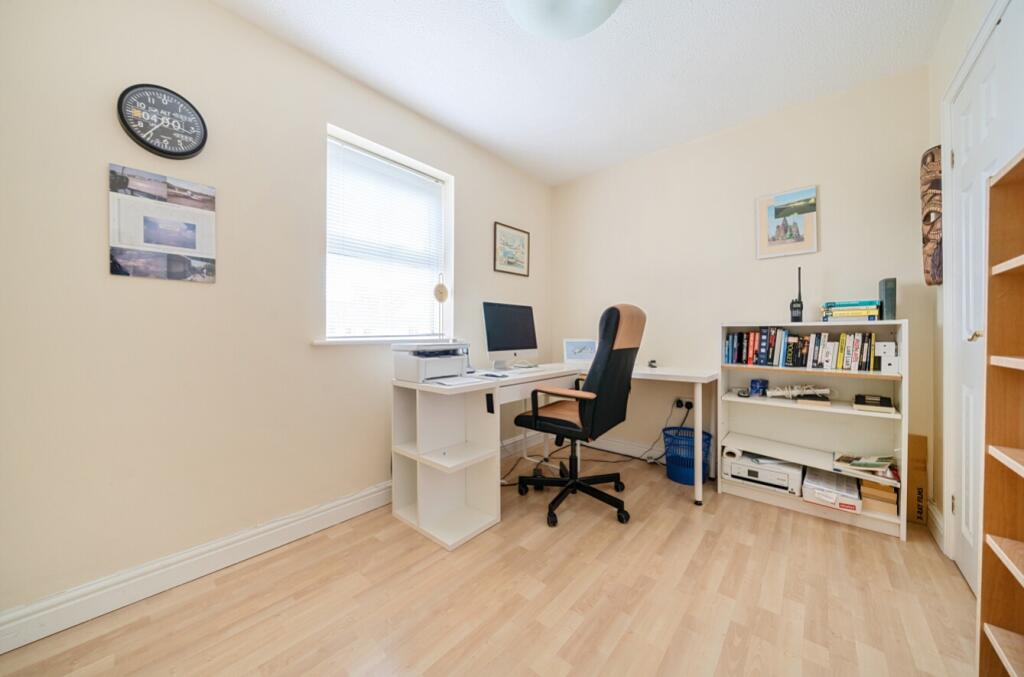 19-681a3db0a5573-1286225-ARW-19