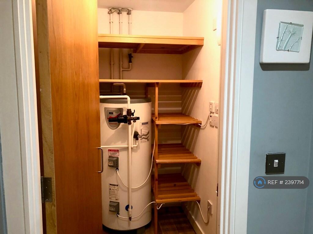 Walk In, Fully Fitted, Storage Cupboard