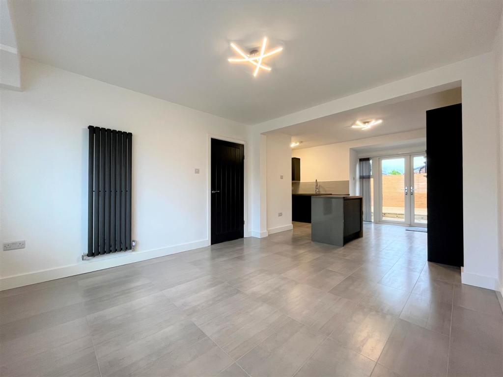 Living Area Aspect 3