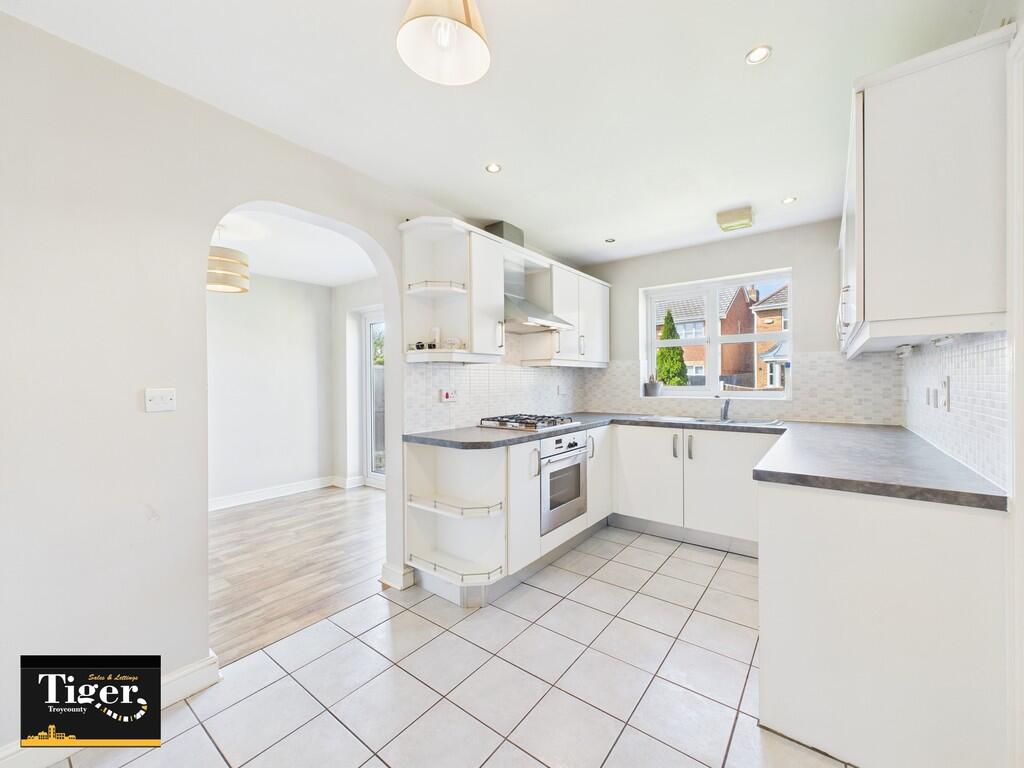 CAM03440G0-PR0371...