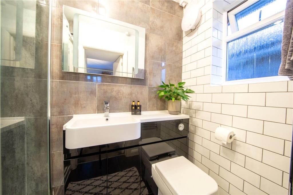 Ensuite