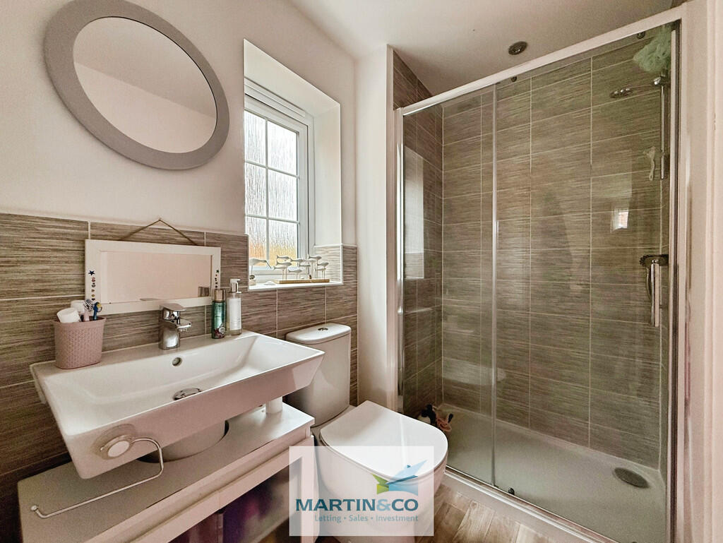 fff428b2-7-494B-B...