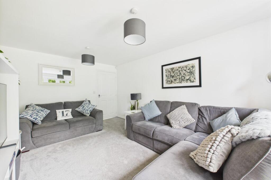 CAM04106G0-PR0146-STILL003 - Copy.jpg