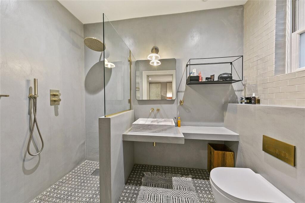 Holmesdale Road, Teddington