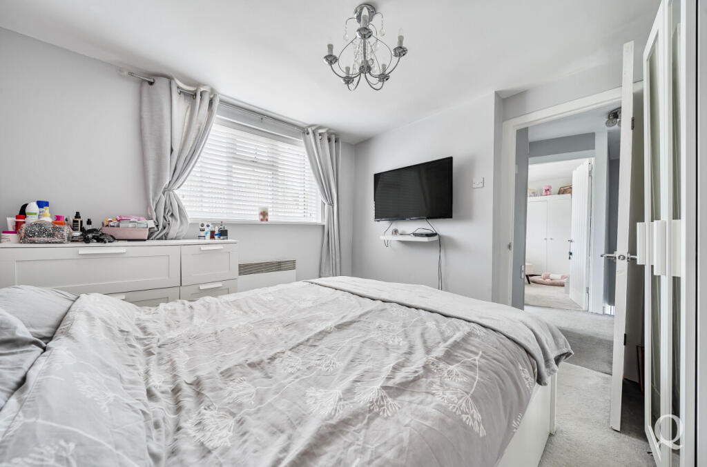 e47edbdf-2082-4d3...