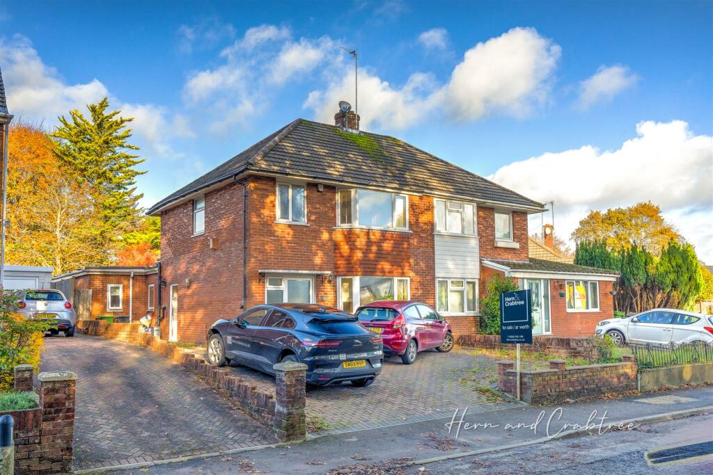 Gwern Rhuddi Road, Cyncoed, HernCrabtree (2).jpg