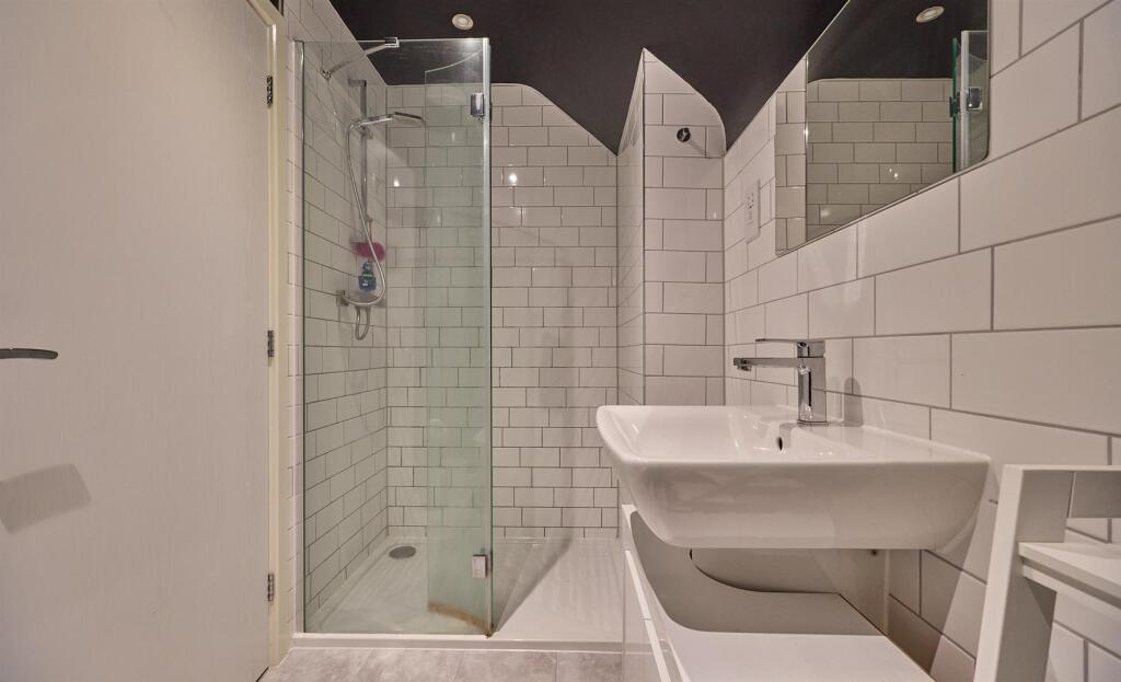 Notleyfield Close 15.jpg